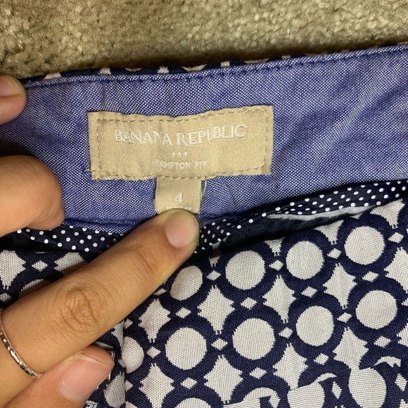 Banana Republic blue and white shorts - Picture 4 of 4